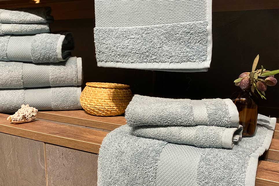 Bath Towel and Washcloth Set