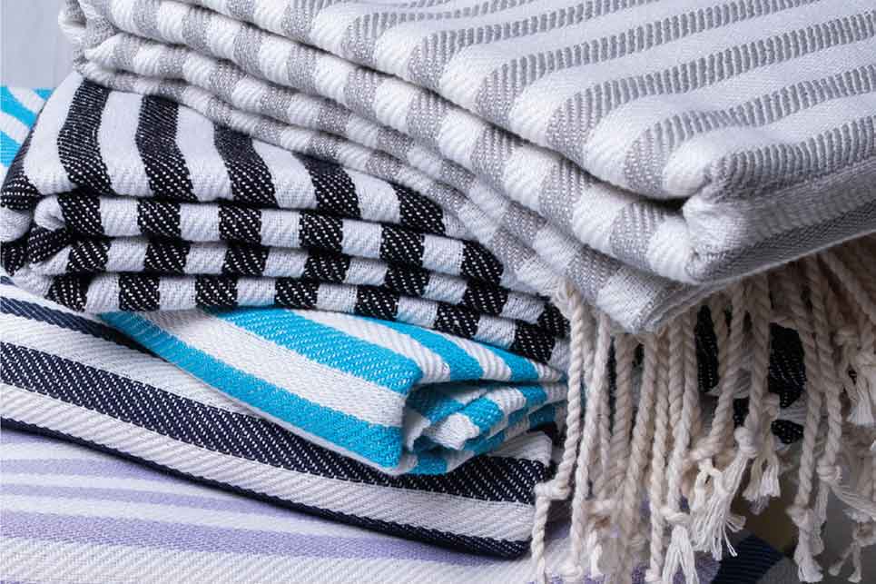 Make Waves with High-Quality Beach Towels in Bulk