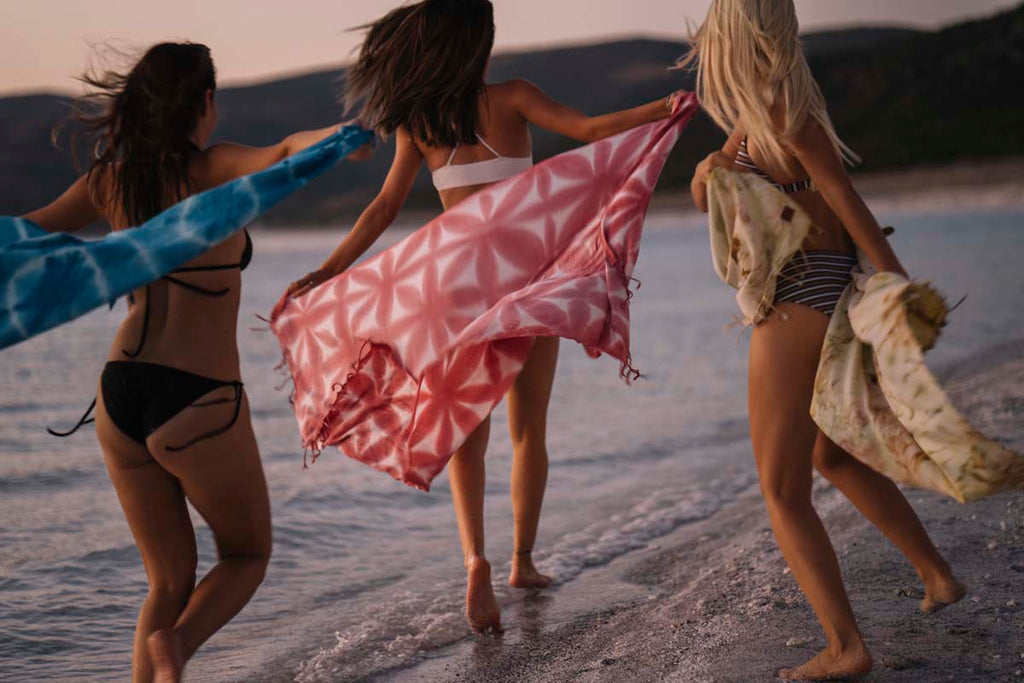 MORE REASONS YOU SHOULD NEVER FORGET YOUR BEACH TOWEL